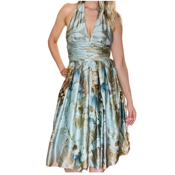 ADRIANNA PAPELL 100% SILK HALTER KNEE LENGTH DRESS - Picture 7 of 8